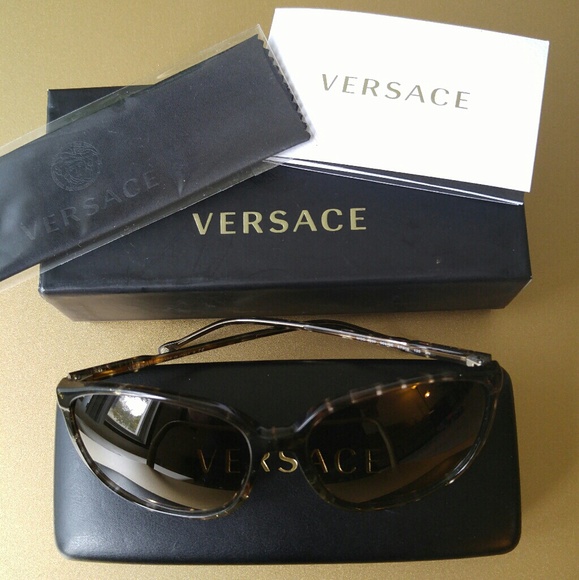 Versace Sunglasses - Picture 2 of 6